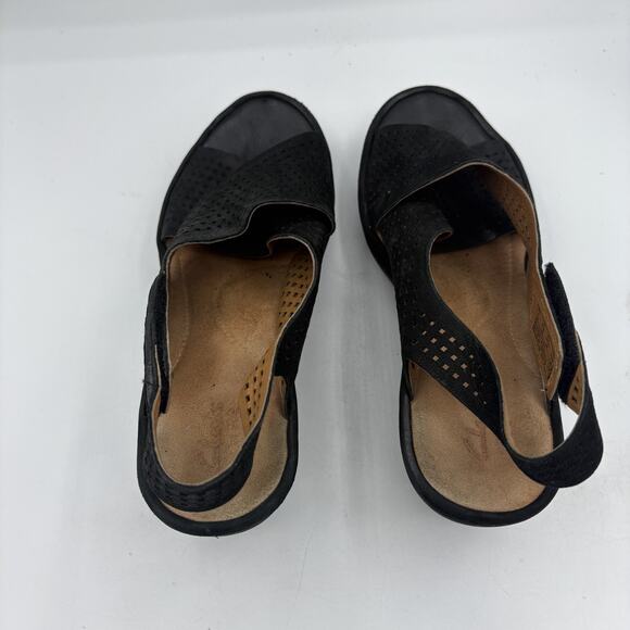Clarks Artisan Shoes Womens Size 8.5 Black Wedge Sandals‎ Clarene Perforated - Picture 6 of 10